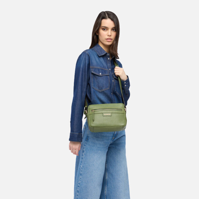 Blandine Woman
