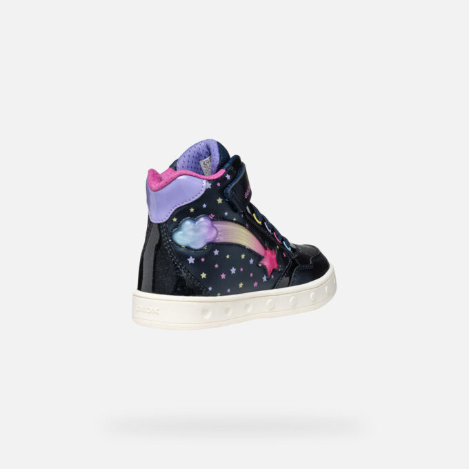 Skylin Girl Skylin Girl
